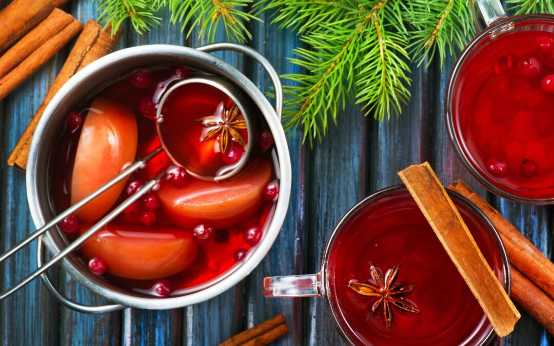 Creative Mocktails: Holiday Party Drinks That Everyone Can Enjoy!